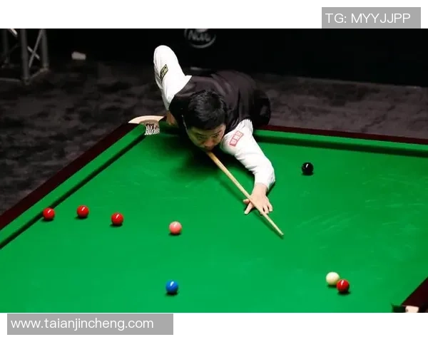 丁俊晖与霍金斯激战第三局精彩回顾与精彩瞬间分析 丁俊晖与霍金斯激战第三局精彩回顾与精彩瞬间分析