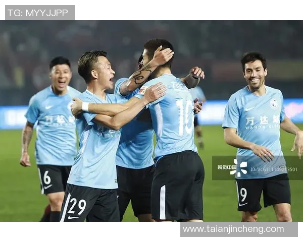 大连一方与河南建业精彩对决回顾第19轮比赛全程录像分析 大连一方与河南建业精彩对决回顾第19轮比赛全程录像分析